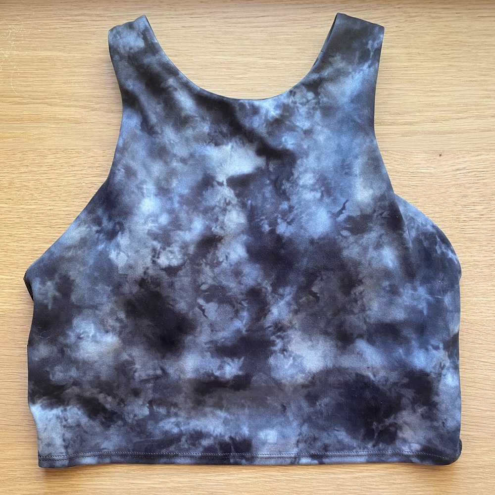 Athleta Conscious crop